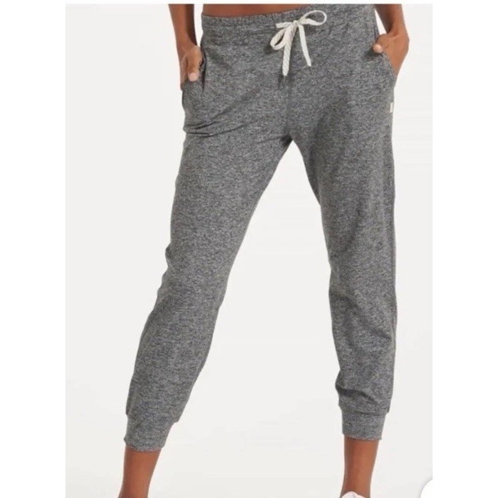 EUC Vuori Women's Performance  Joggers  Heather Grey XXL Performance Pockets